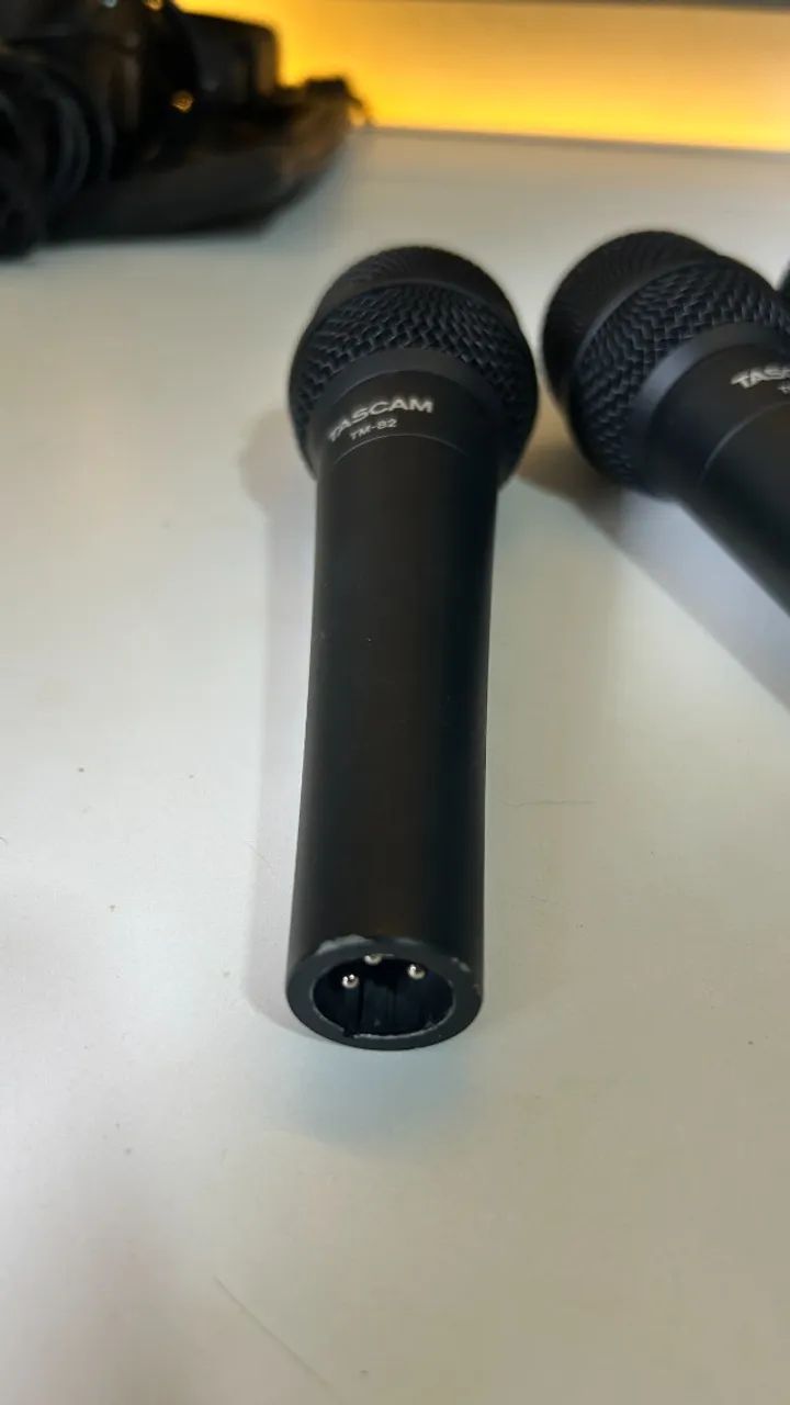 Kit 3 Microfones TASCAM TM-82 + 3 Cabos de 10m - Podcast - Foto 3