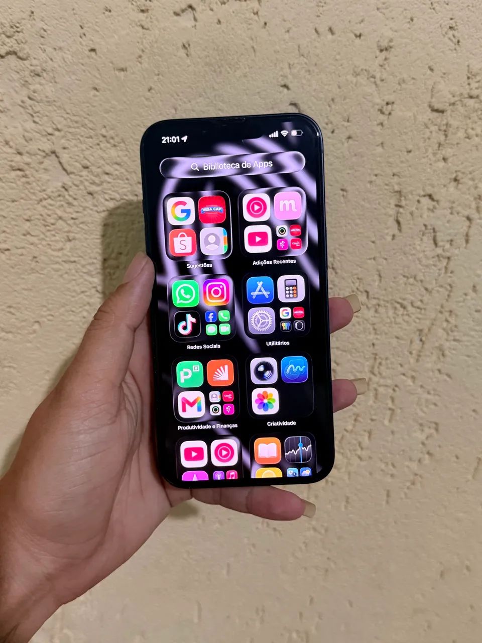 iPhone 13 128gb impecável funcionando tudo perfeitamente  - Foto 3