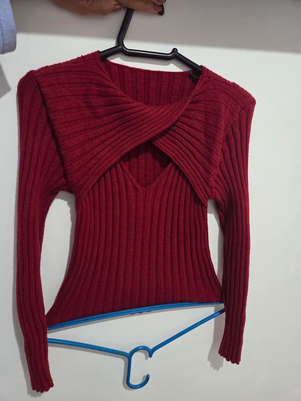 Blusa Tricot Canelada com Decote Transpassado