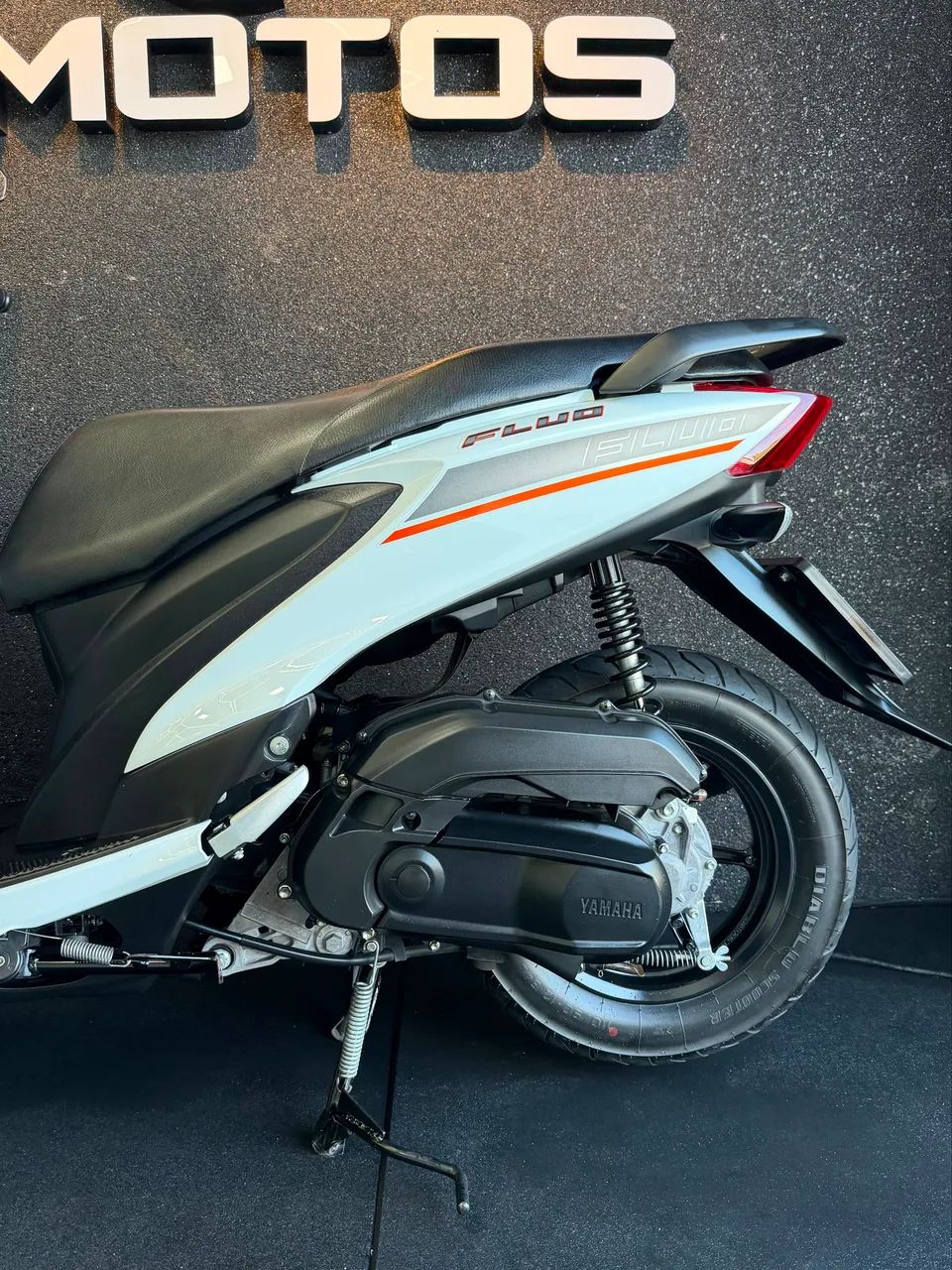 YAMAHA FLUO 125 - 2024  - Foto 3