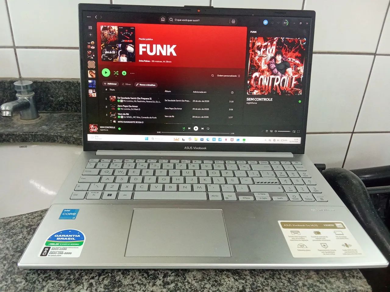 ASUS VIVOBOOK 15  - Foto 3