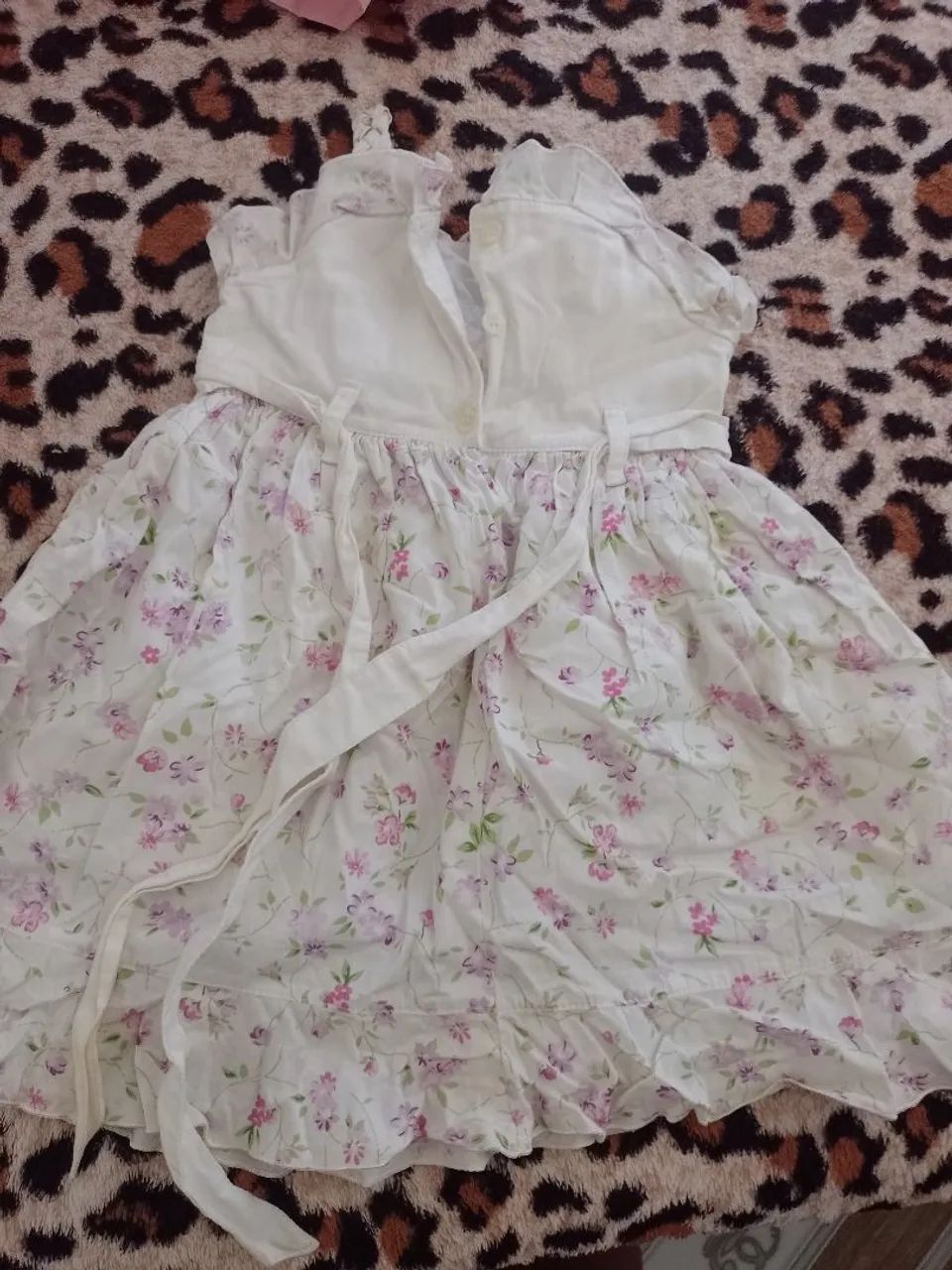 Baixou. Qualquer peça por R$20.00 VESTIDOS usados mas conservados.  - Foto 4