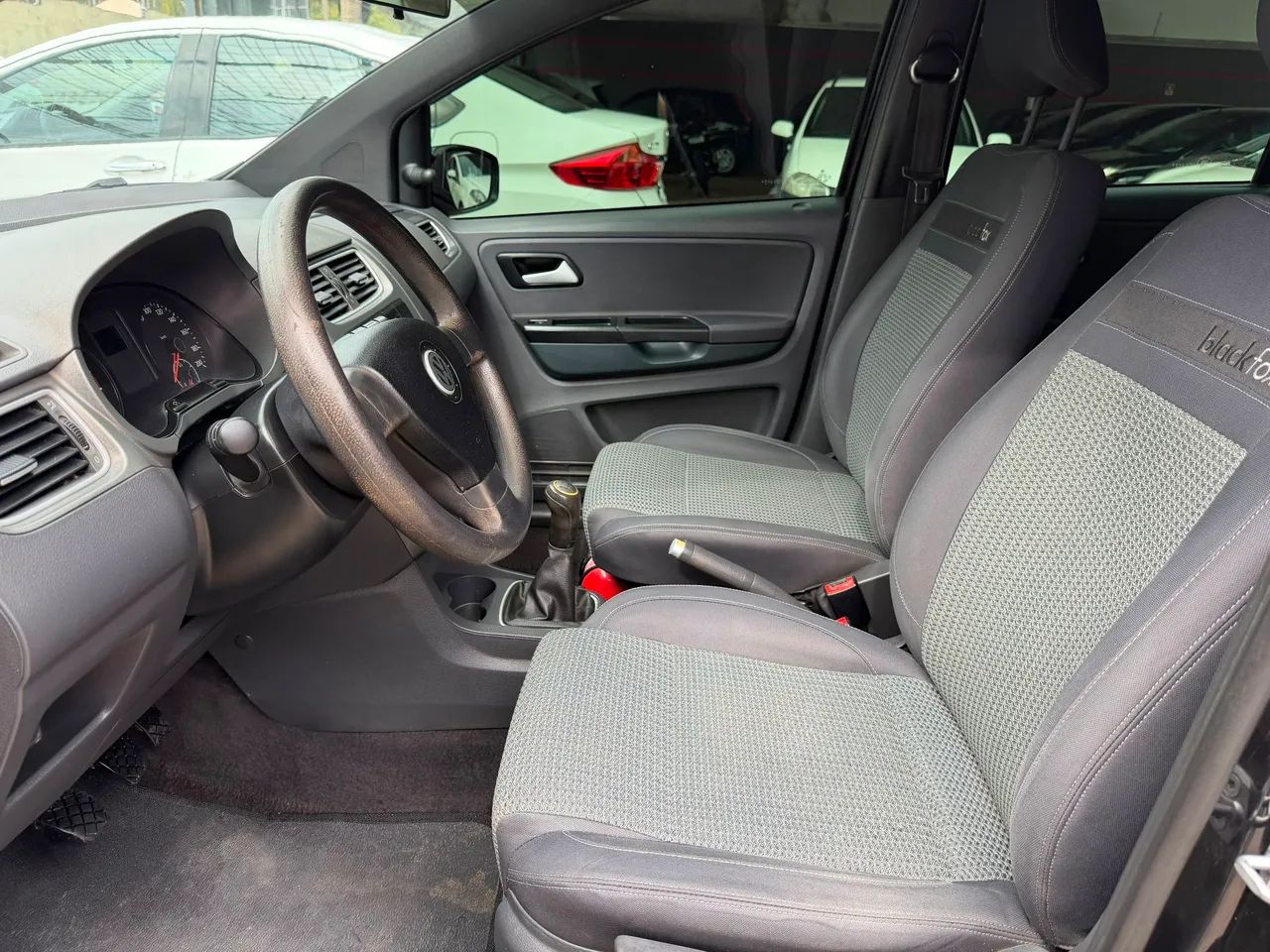 Volkswagen Fox 1.0 Mi Total Flex 8V 5p, foto 10 de 12