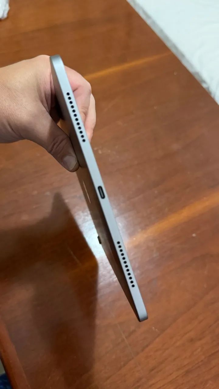 iPad Air M3 128 + Apple pencil Pro - todo original - Foto 5