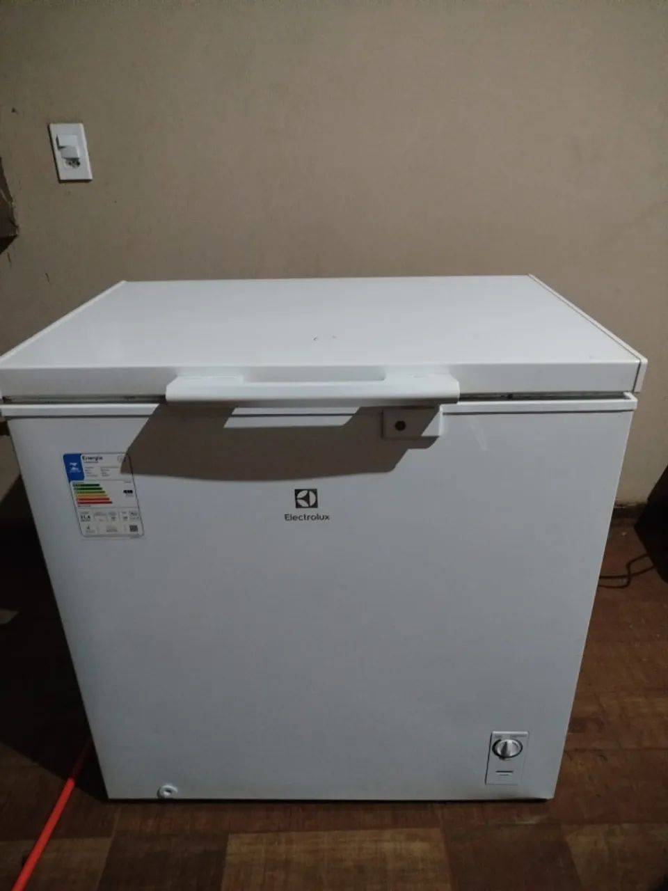  Freezer Horizontal Electrolux HE 200