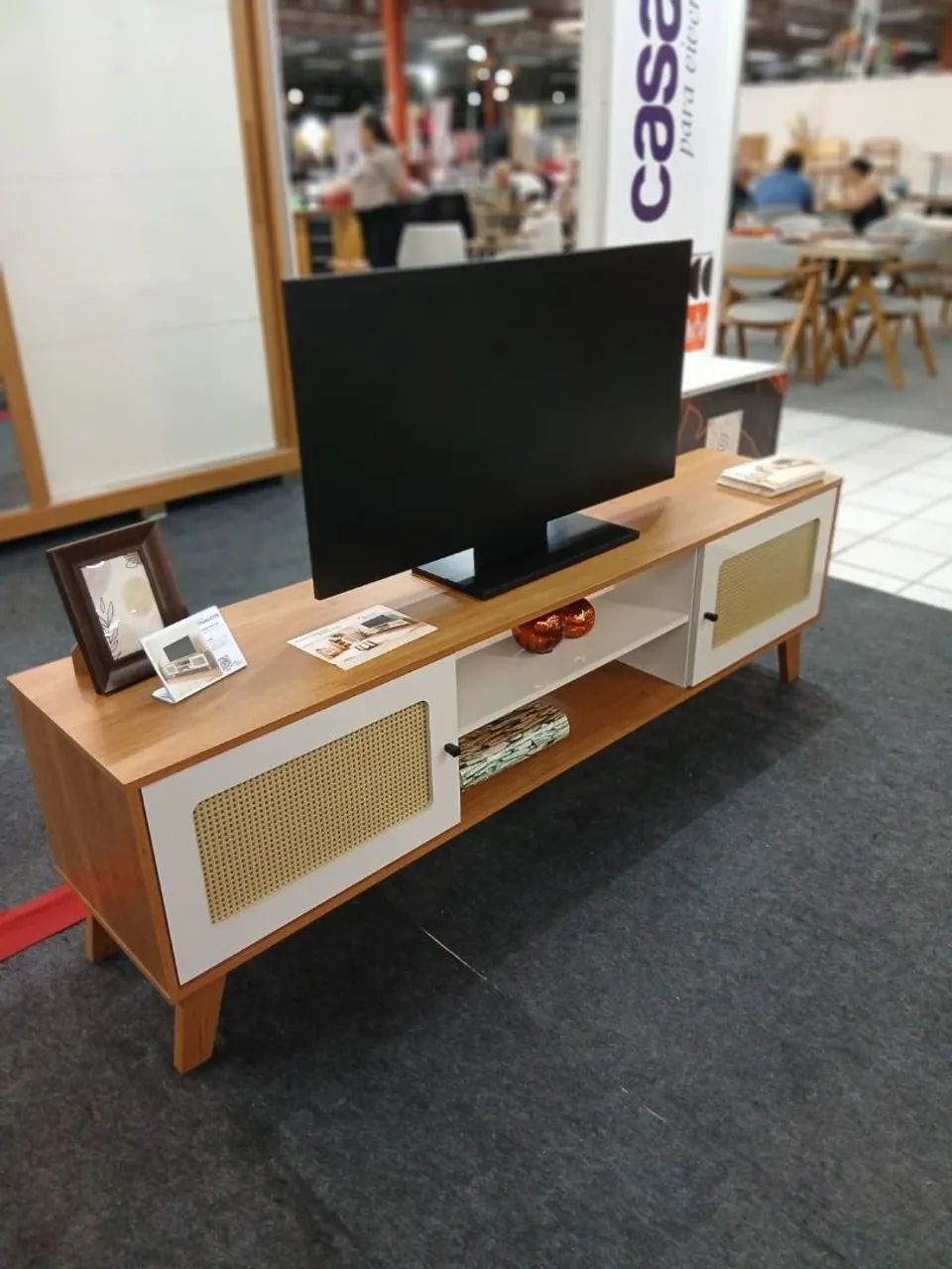 Rack retrô 1,80 novo imperdível 