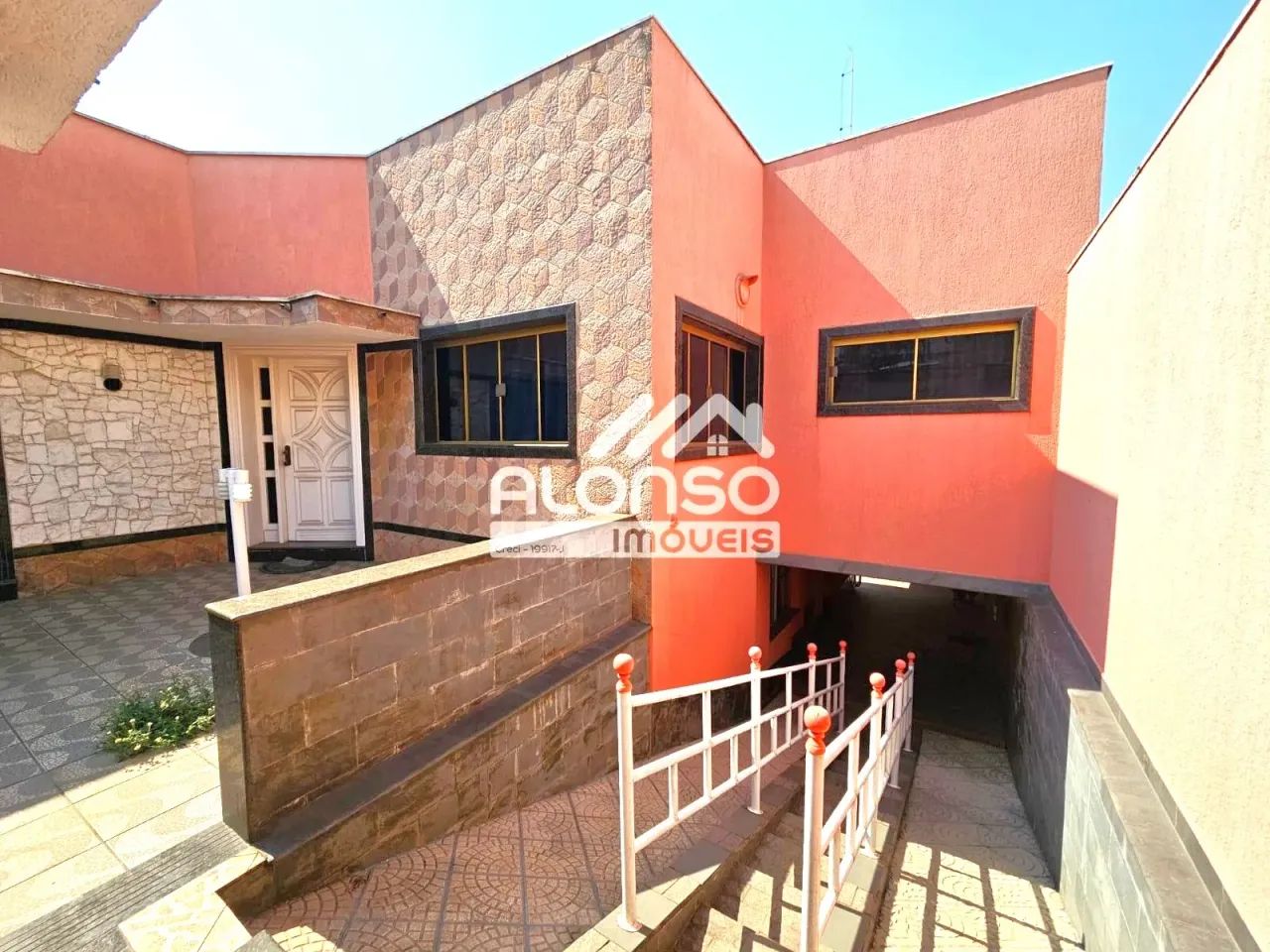 CASA ESPAÇOSA NO INTERIOR - 100 KM DE SÃO PAULO! - Foto 5