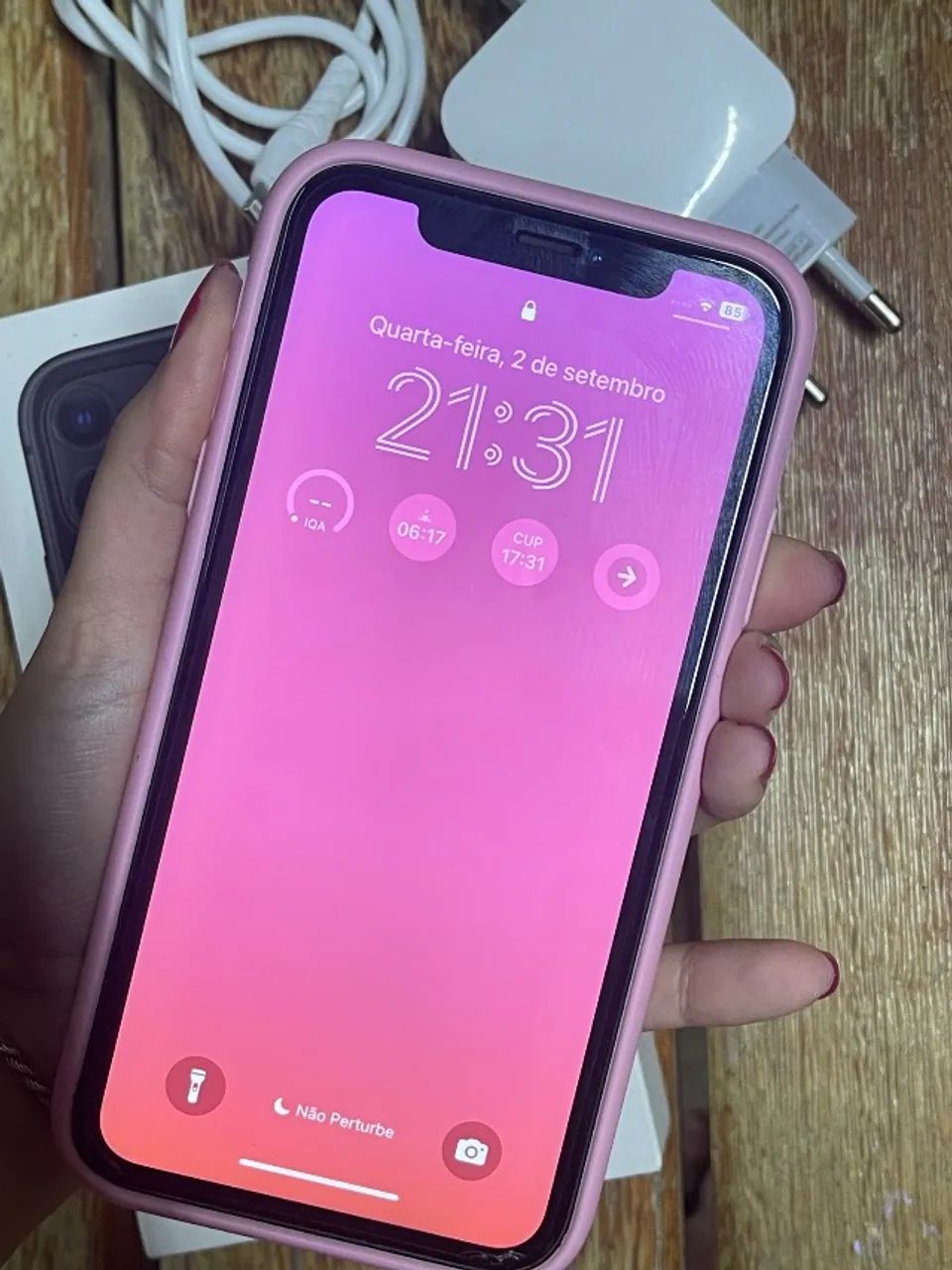 iPhone 11- 64gb sem detalhes 