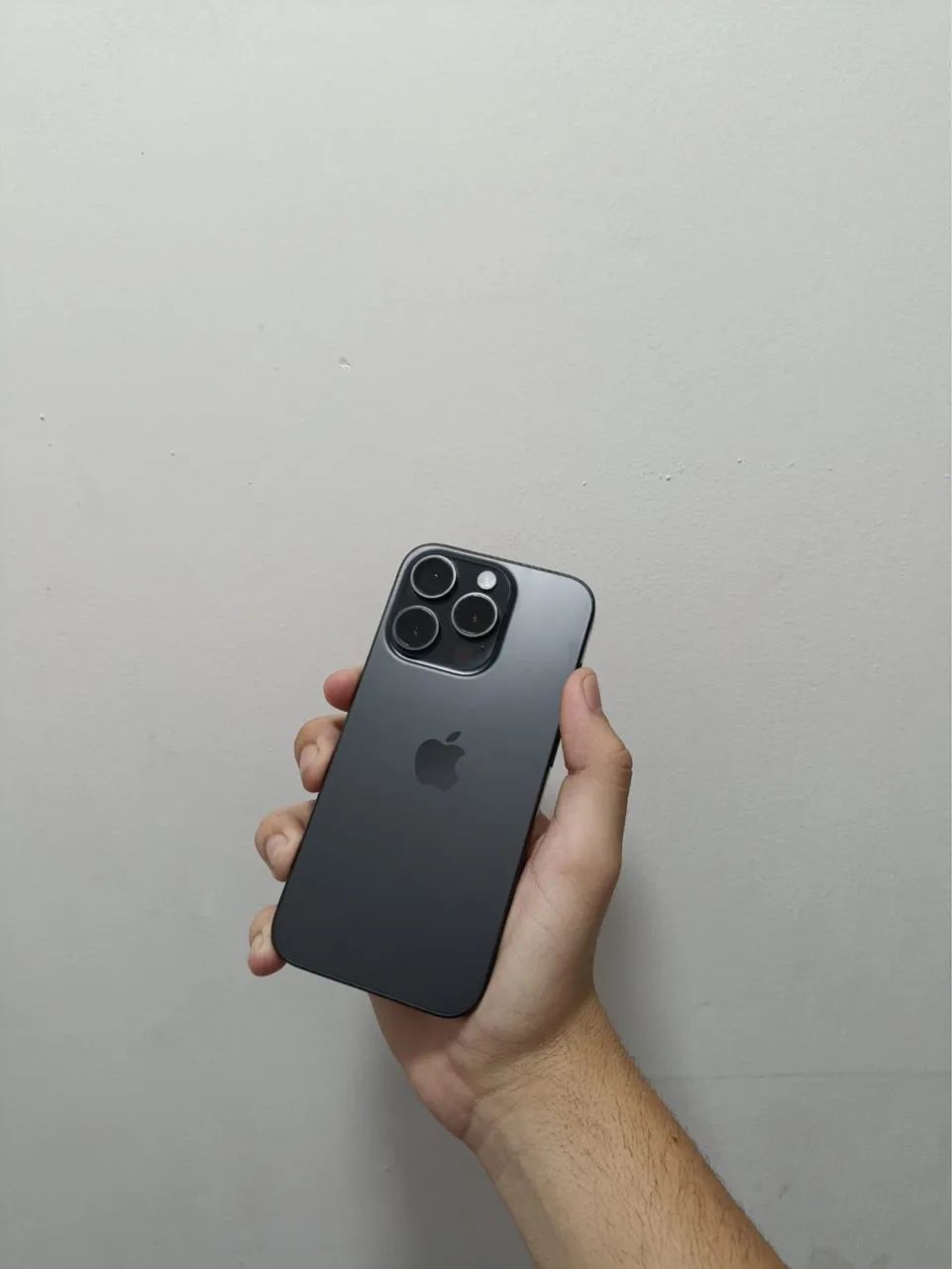 vendo iphone  15 PRO - ESTADO DE NOVO !!  - Foto 4