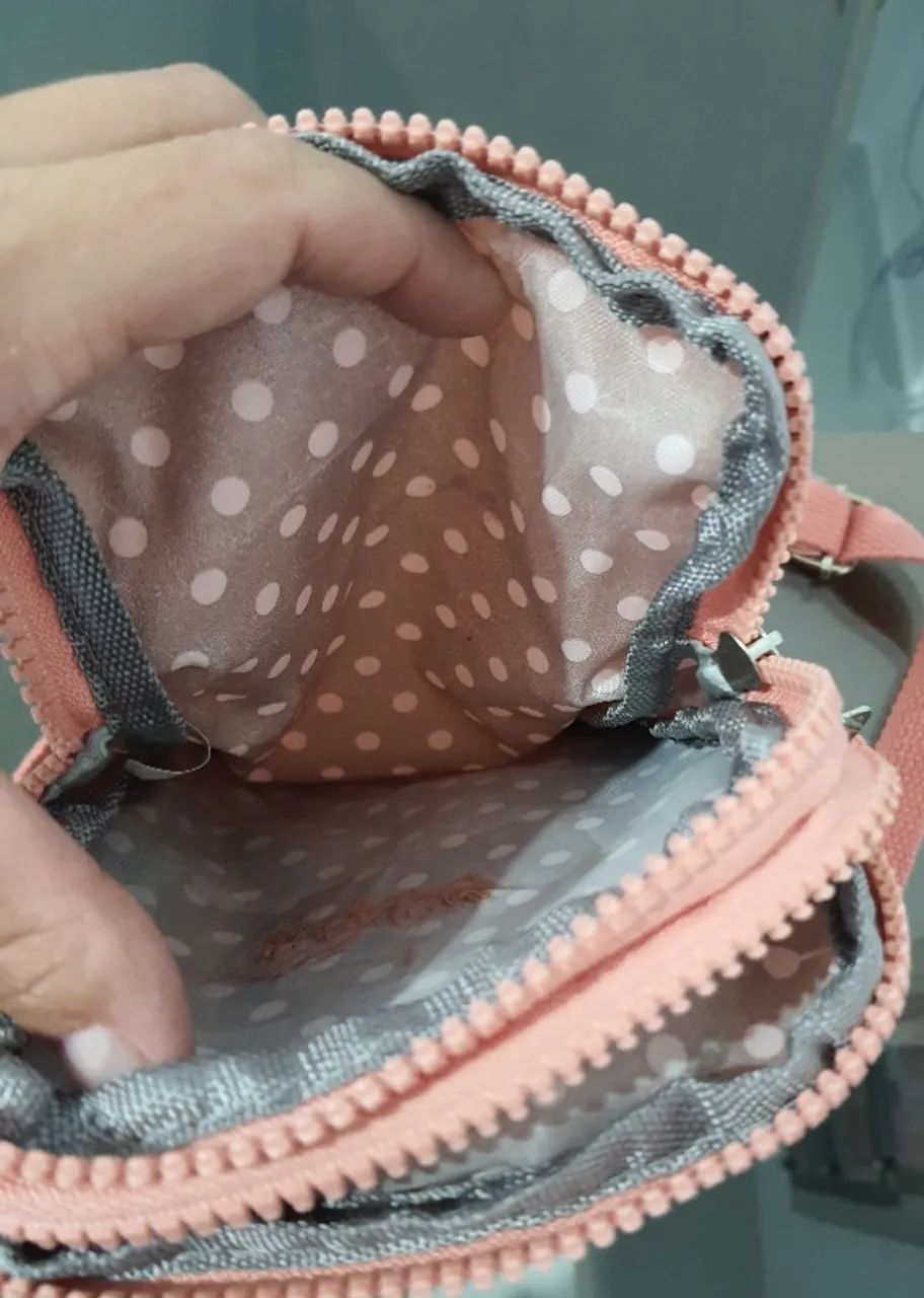BOLSA TIRACOLO ROSA - COM 3 COMPARTIMENTOS - Foto 4