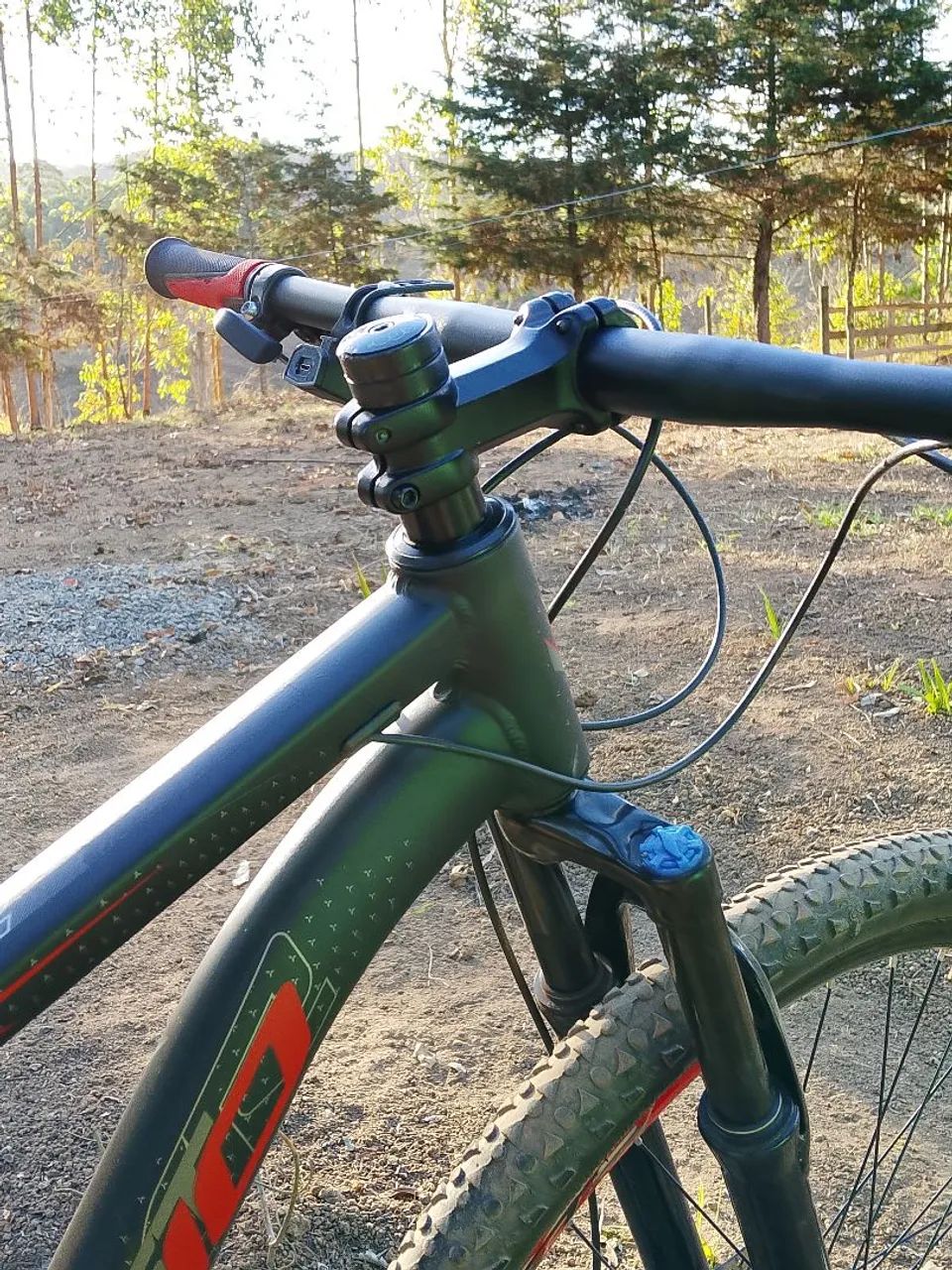 Bicicleta semi-nova muito barato