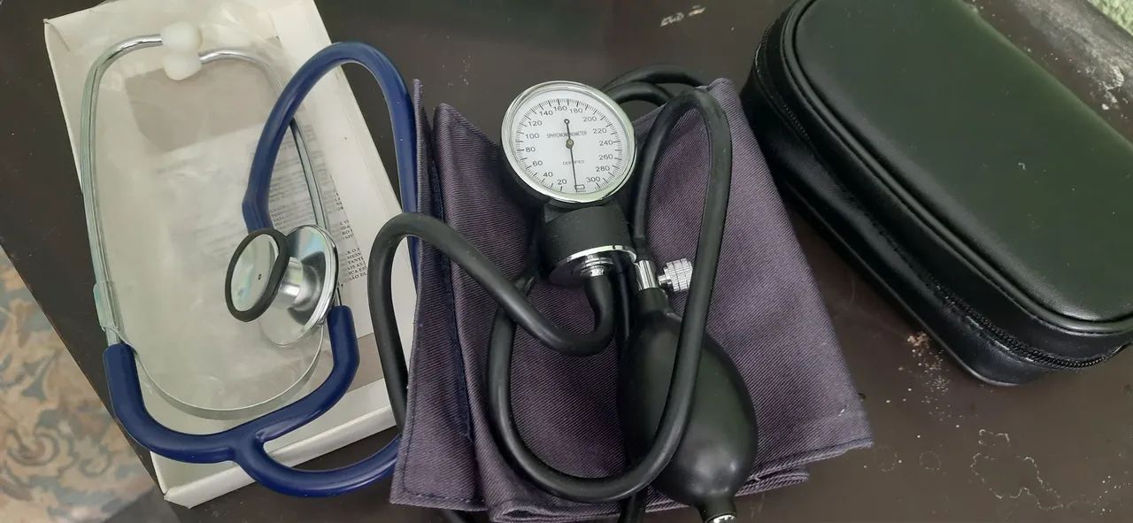 Kit Estetoscópio + Medidor de Pressão  - Foto 2
