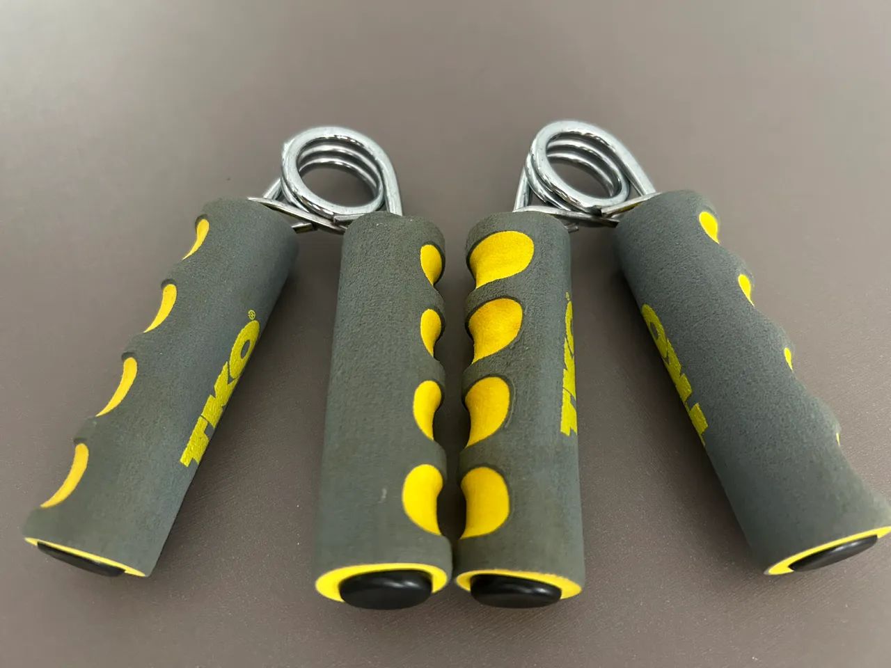 Exercícios, fisioterapia, força com Hand grip 
