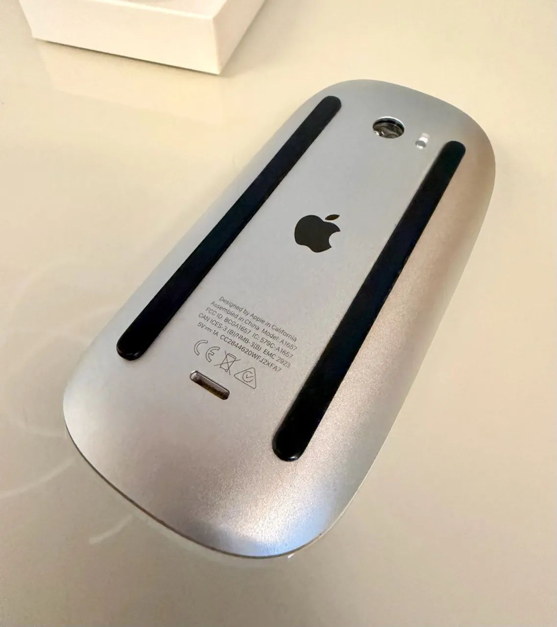 Magic Mouse 2 Modelo A1657 - Foto 2