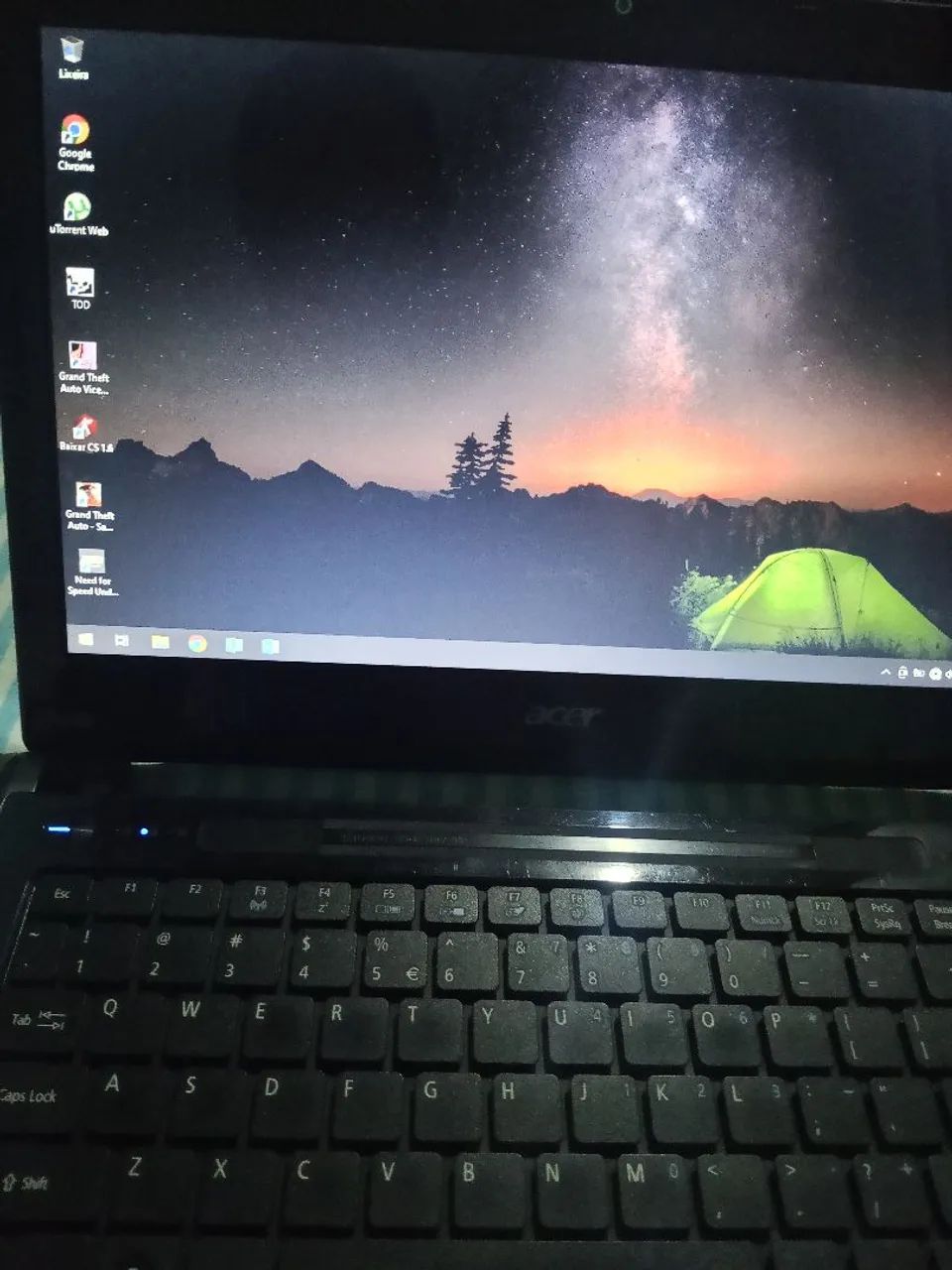 Vendo notebook Acer  - Foto 2