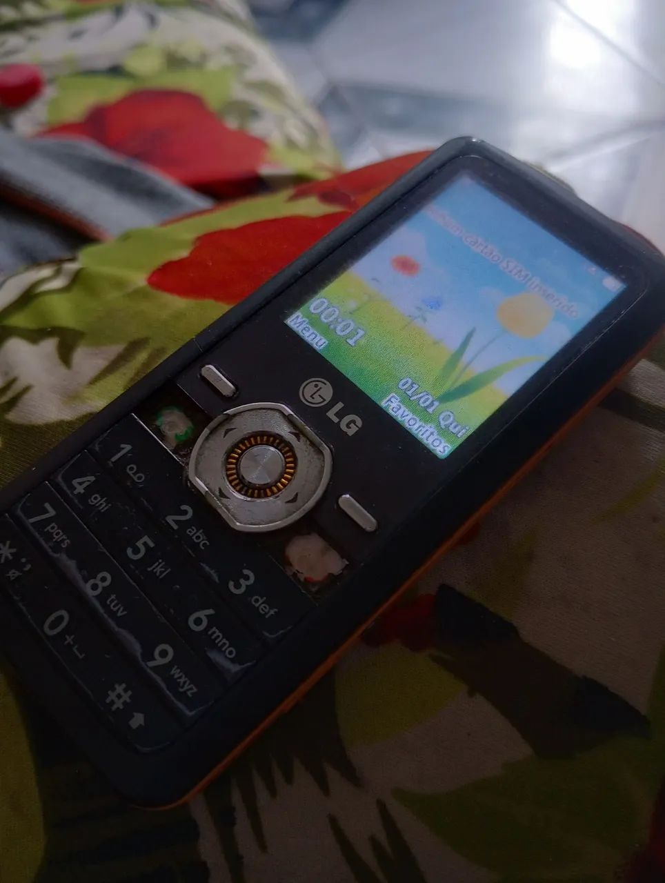 Vendo esse celular LG relíquia  - Foto 4