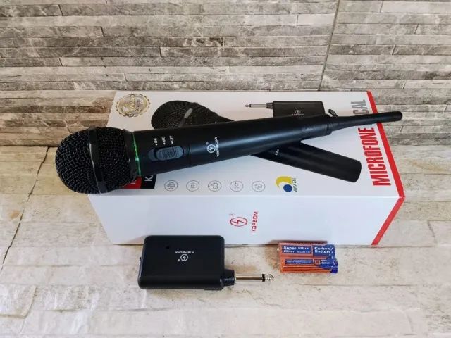 Microfone  Sem Fio Até 30m Som Palestra e Karaokê - Foto 3