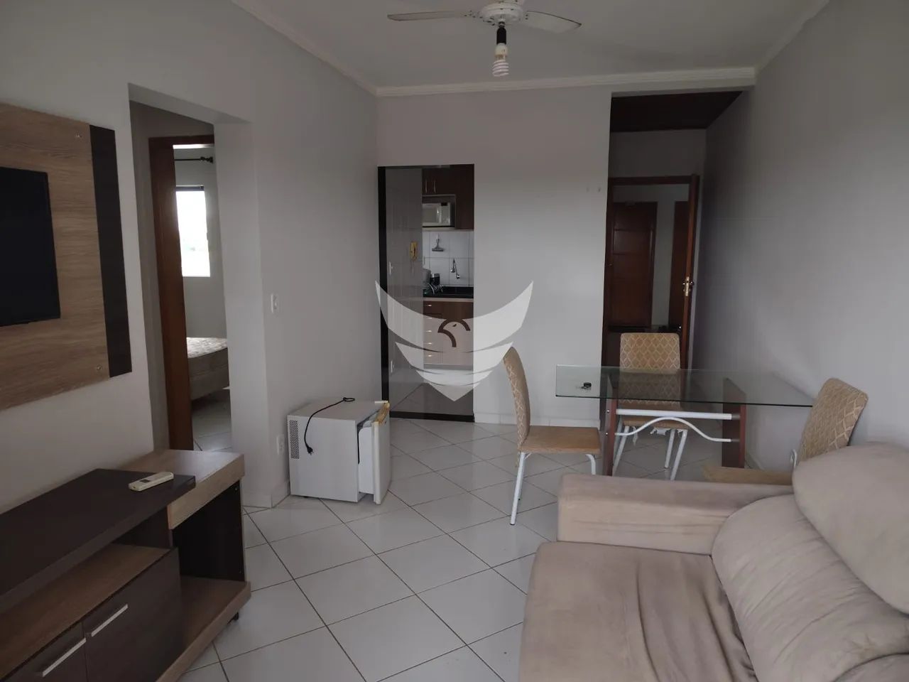 APARTAMENTO MOBILIADO NO CONDOMÍNIO PIATÃ