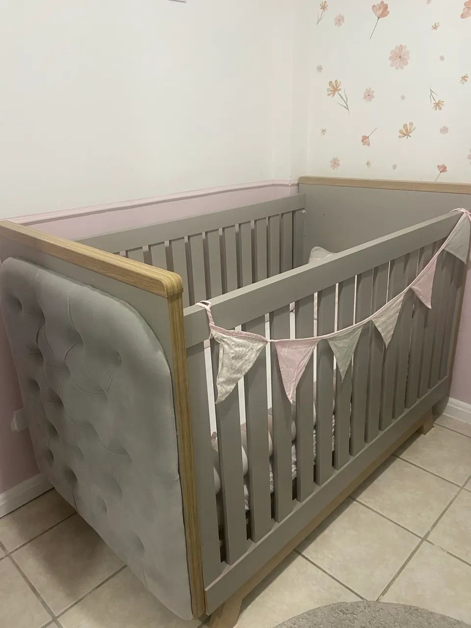 Berço Capitonê madeira maciça  - Foto 3