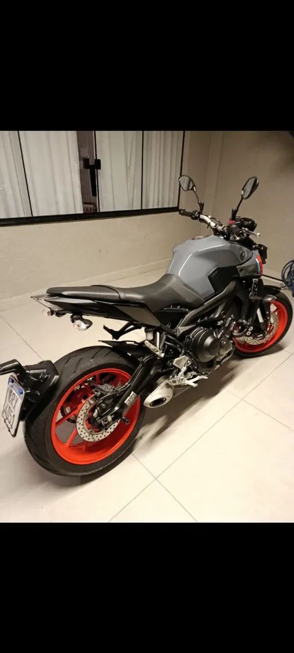 MT 09 - Foto 2