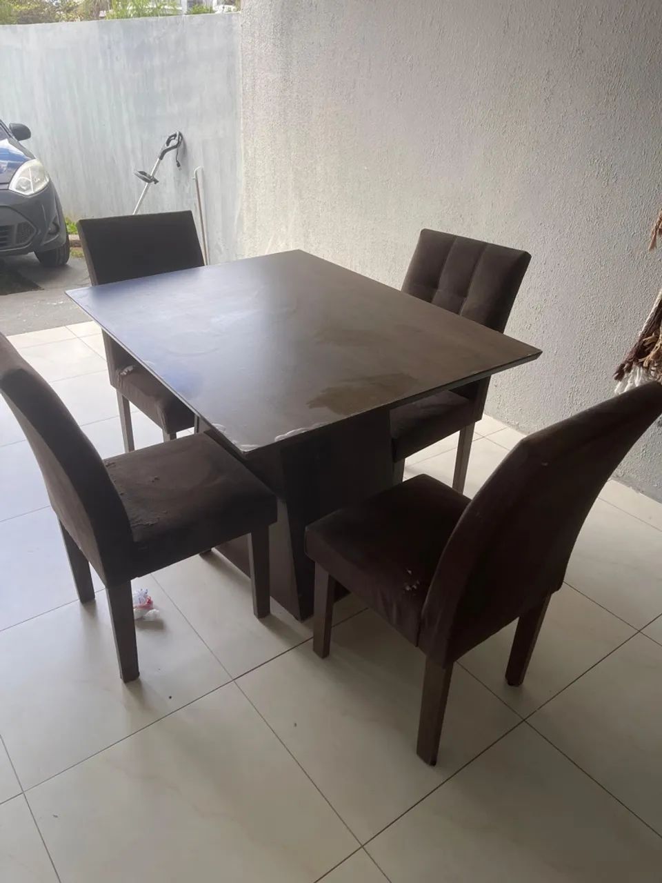 Mesa com cadeiras - Foto 2