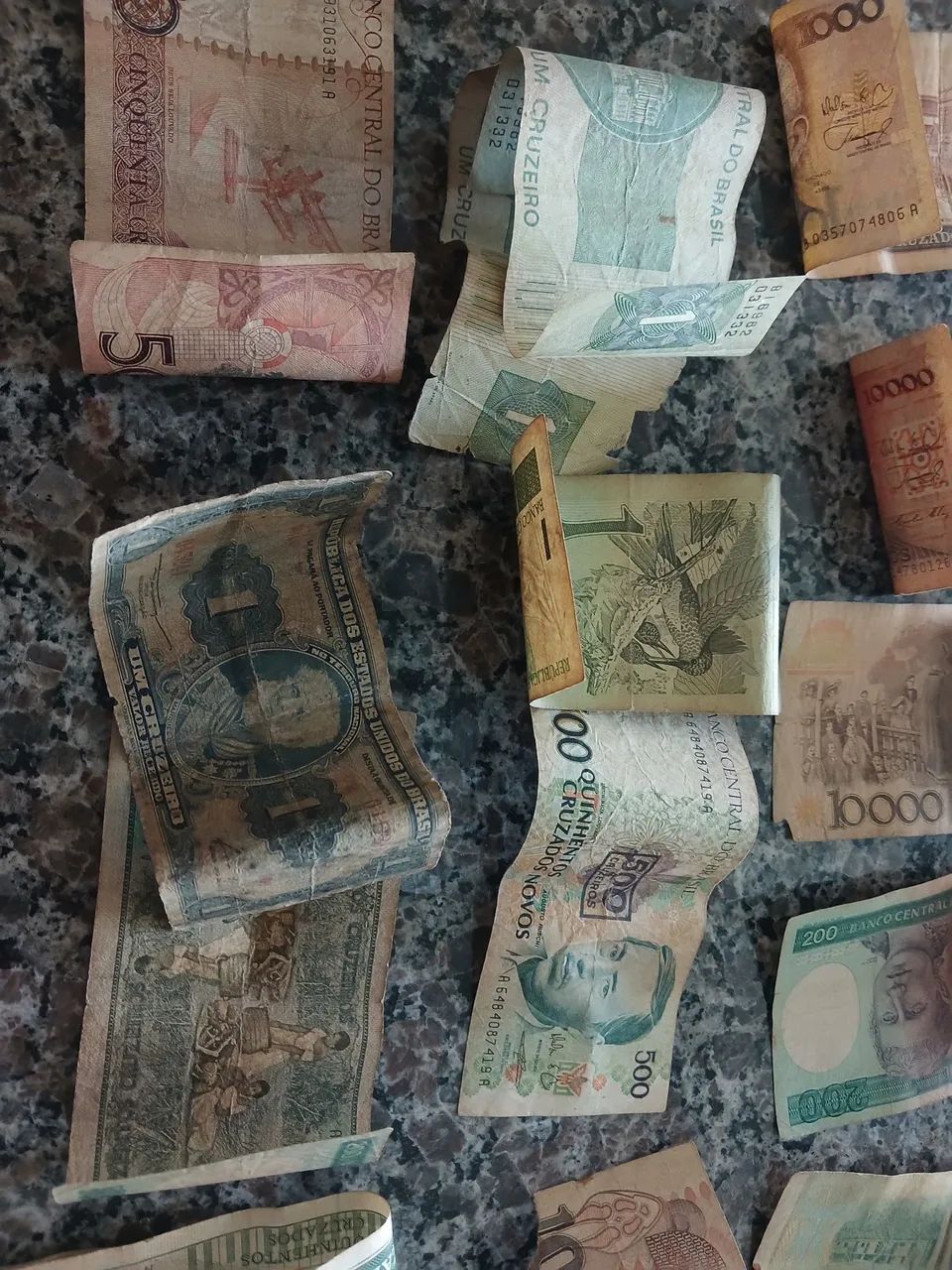 Moedas e notas antigas - Foto 2