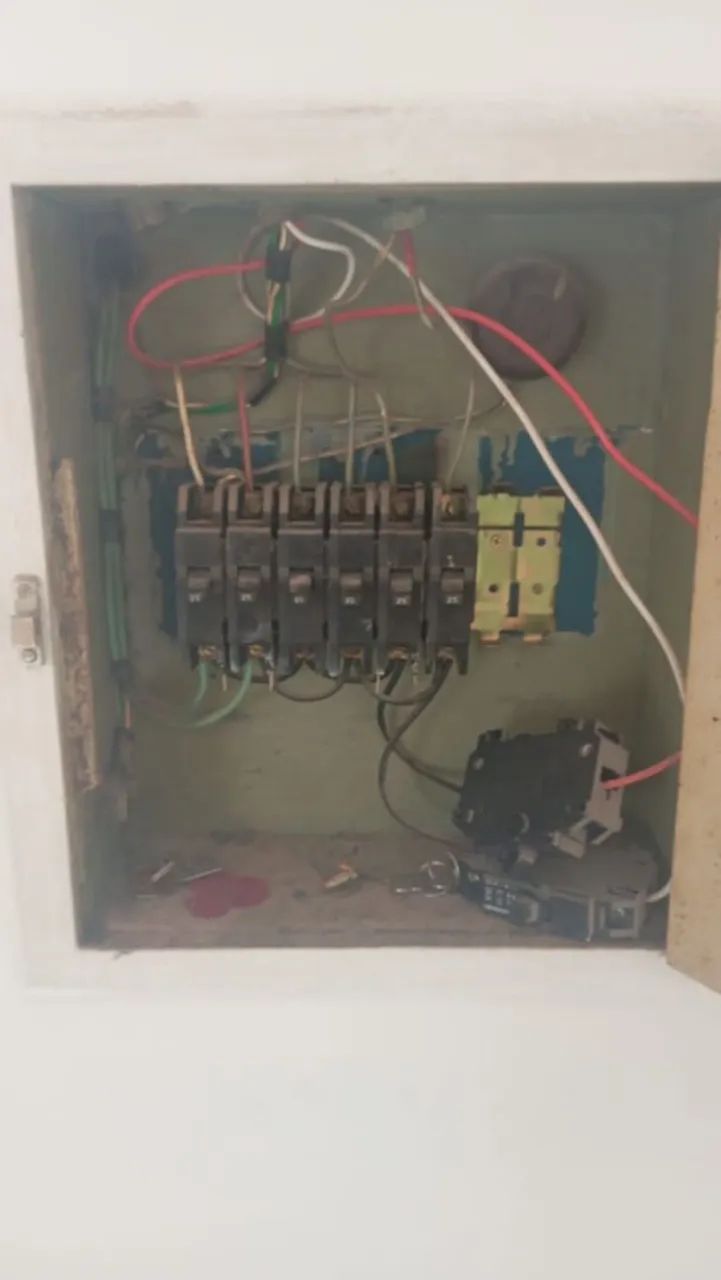 ELETRICISTA PROFISSIONAL | Serviços com Garantia e Segurança - Foto 2