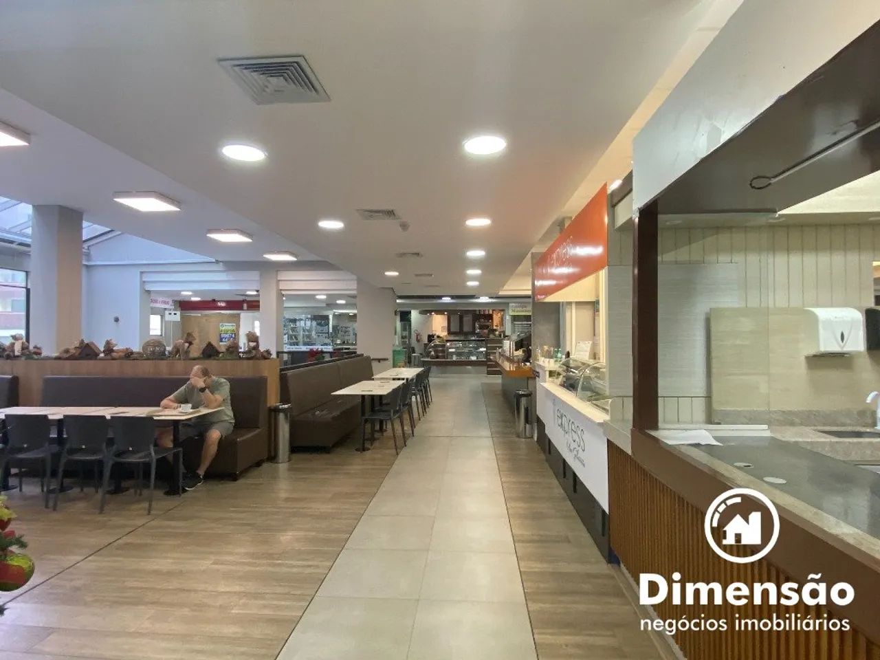ESPAÇO PARA INSTALAÇÃO DE QUIOSQUE NO SHOPPING TRINDADE