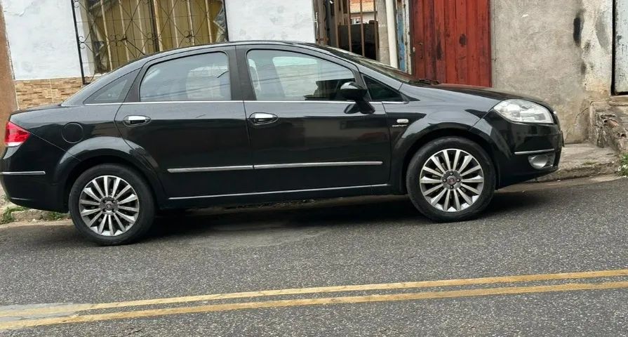 Fiat Linea Absolute 1.9/1.8 Flex Dualogic 4P 2012