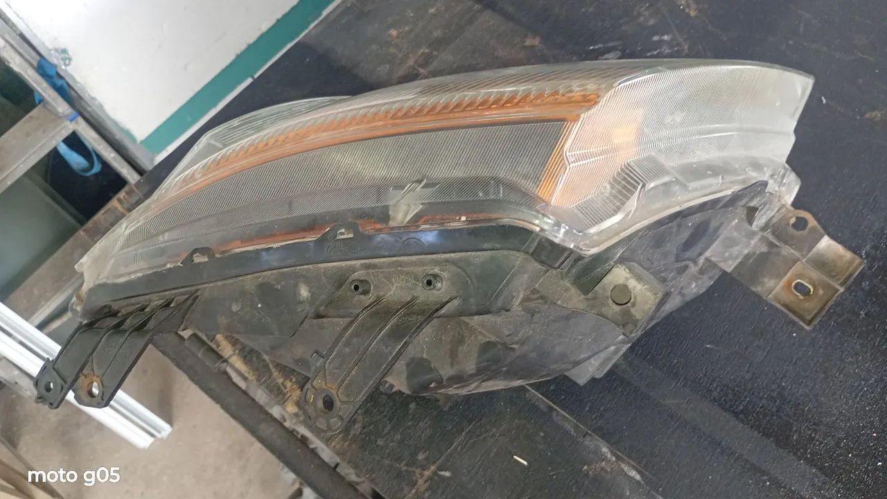 farol da Ford ranger  - Foto 2