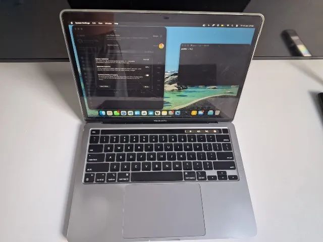 MacBook Pro (13-inch, M2, 2022) 8GB RAM, 256GB SSD - Notebooks