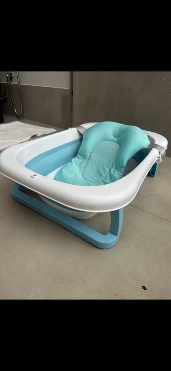 Banheira bebê com rede auxiliar acolchoada