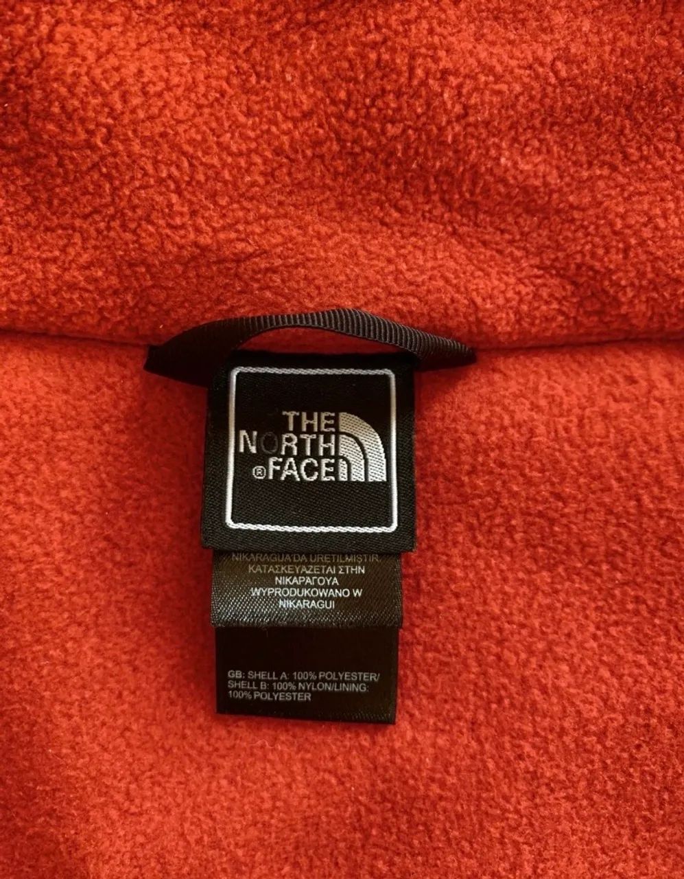 Colete the north face perfeito. Cinza chumbo e vermelho - masculino  - Foto 5