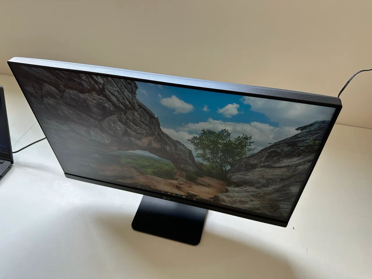 Monitor LG 24MP400 - Foto 3