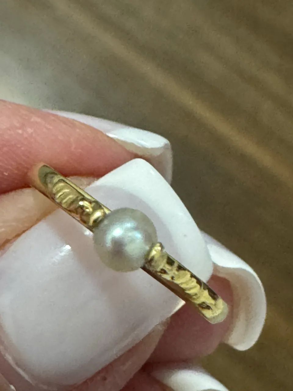 Vendo anel de ouro com pérola 