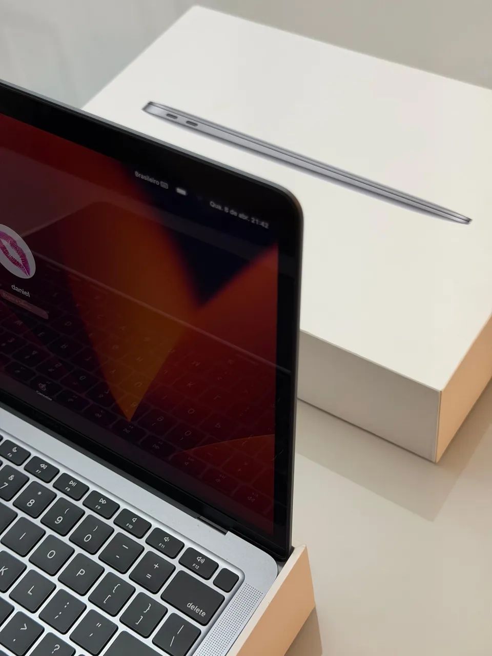 MacBook Pro 16インチ M4 Pro 24GB 512GB Apple Análise do MacBook Pro 16 2024 - Grande autonomia da bateria