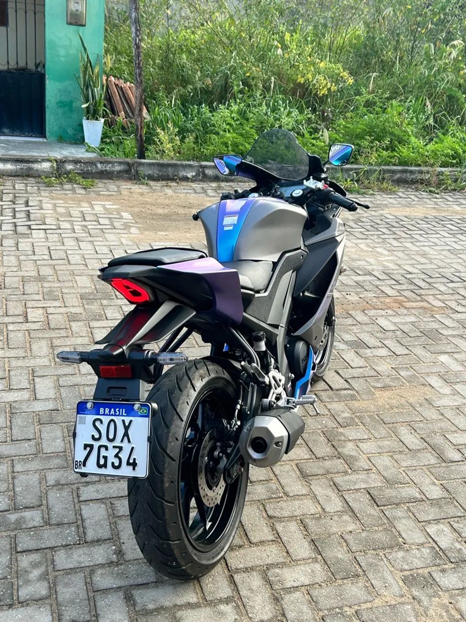 R15 2025  - Foto 2