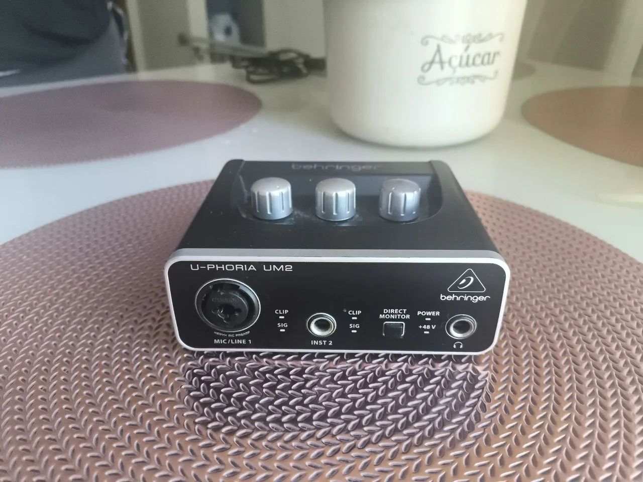 Interface de Áudio - Behringer U-Phoria UM2  - Foto 2