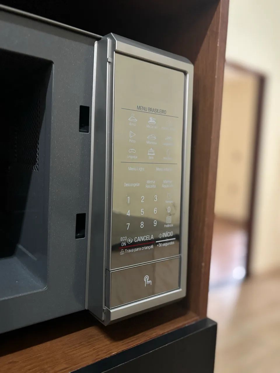 Micro-ondas LG 30L - EasyClean