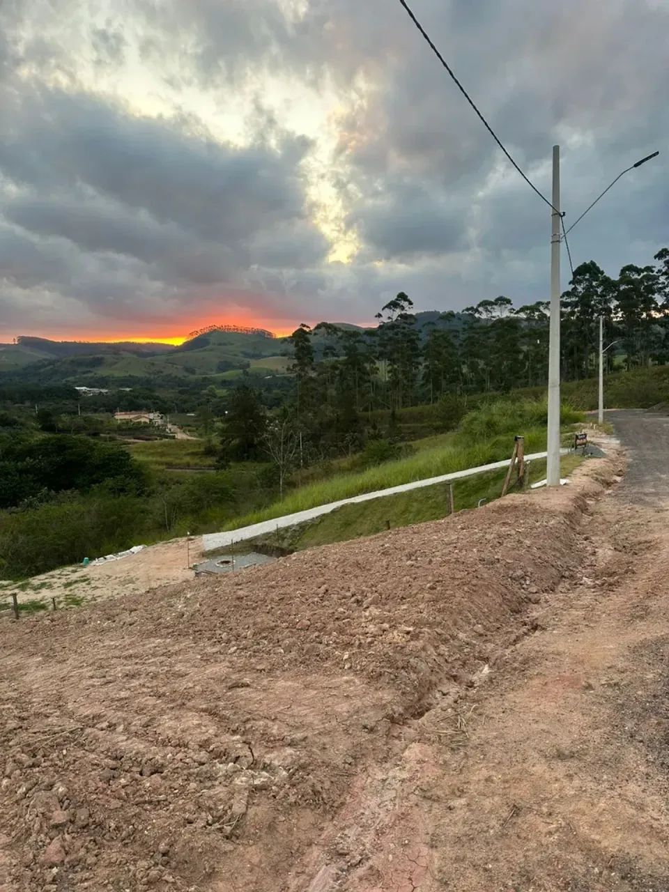TERRENO PRONTO PARA CONSTRUIR - Foto 5