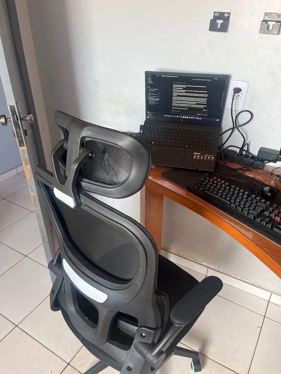 Cadeira ergonômica - Foto 2