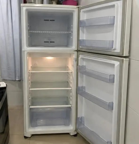 Geladeira Eletrolux  - Foto 4