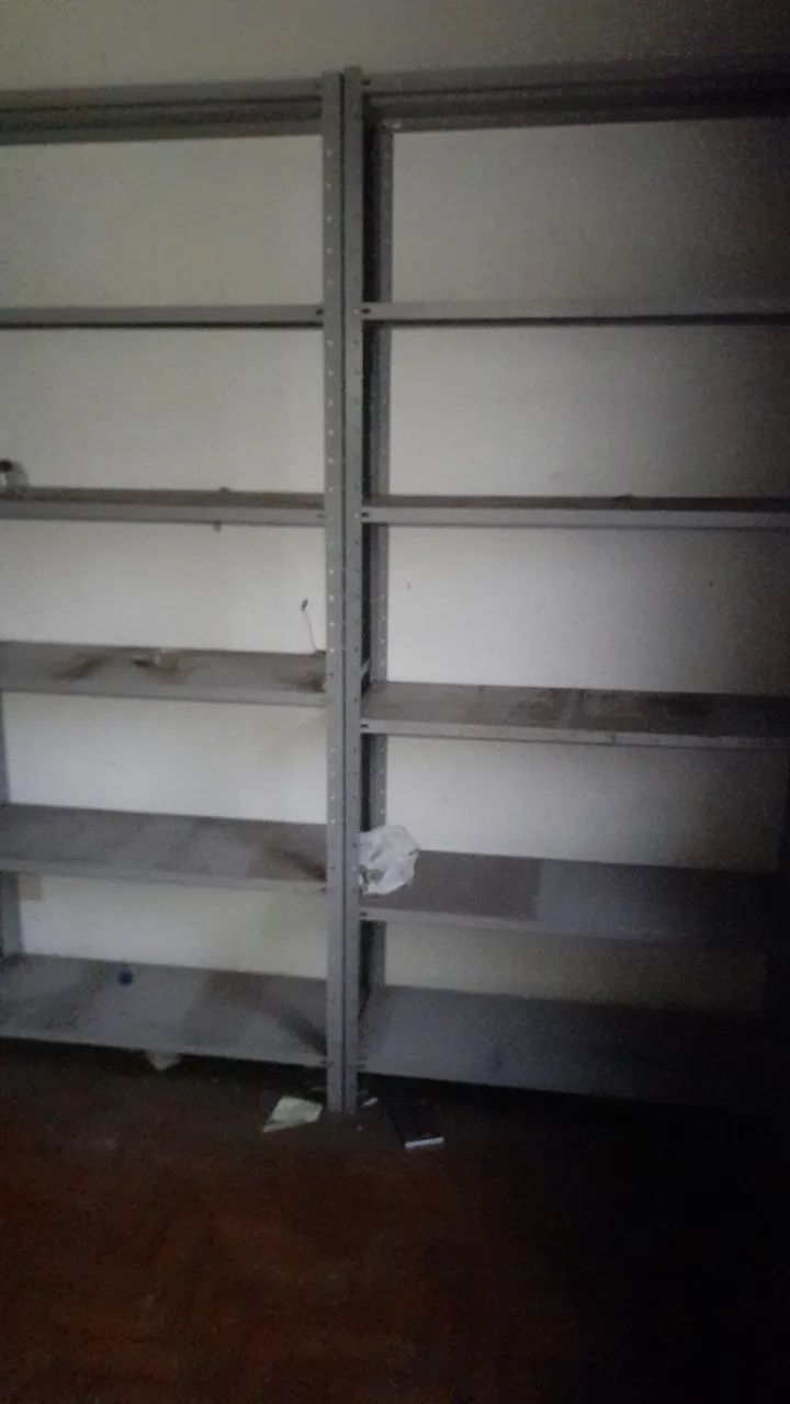 Estante de aço 