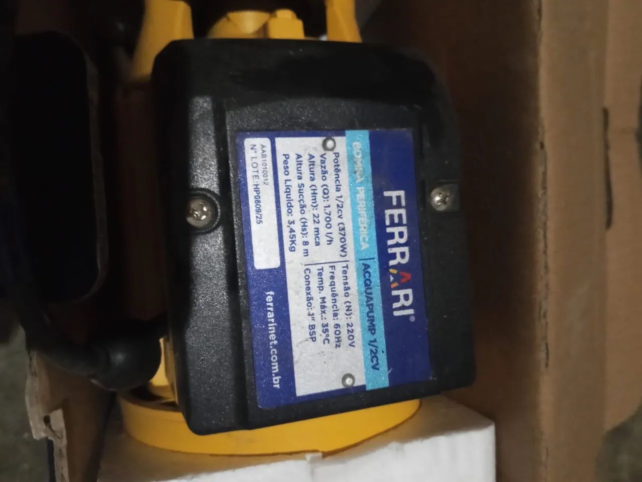Bomba d?água ?Ferrari? 