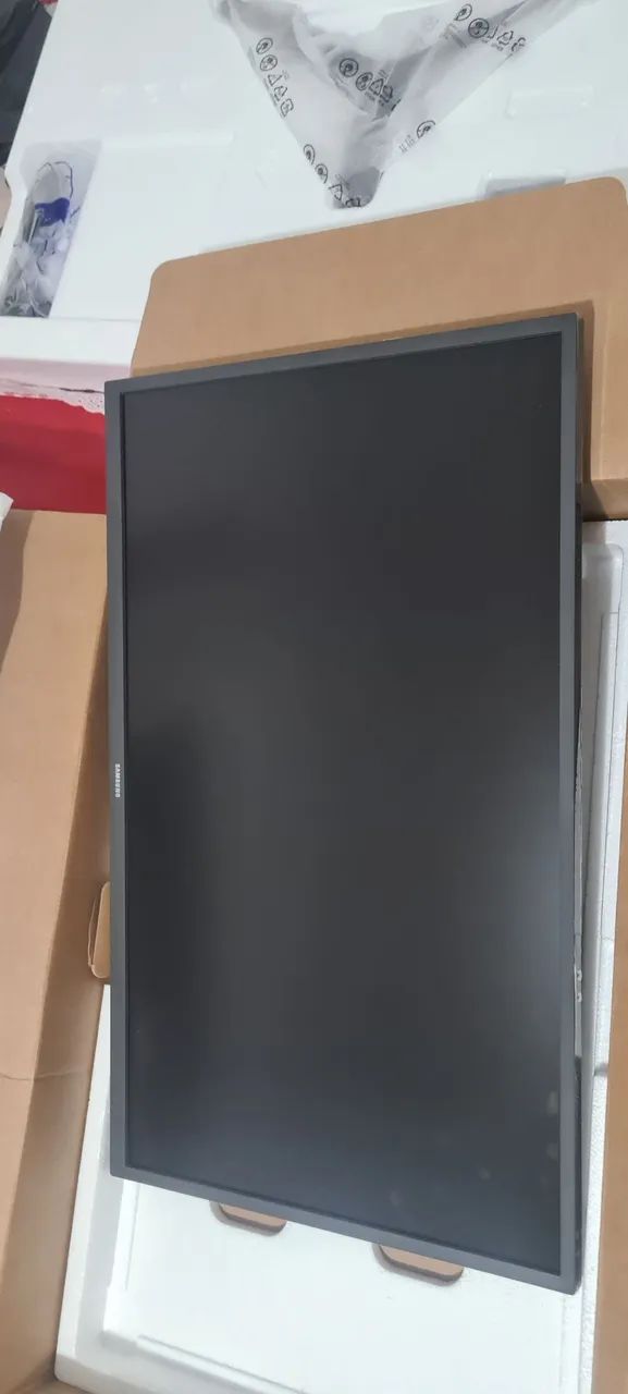 Monitor uhd417561976233021443