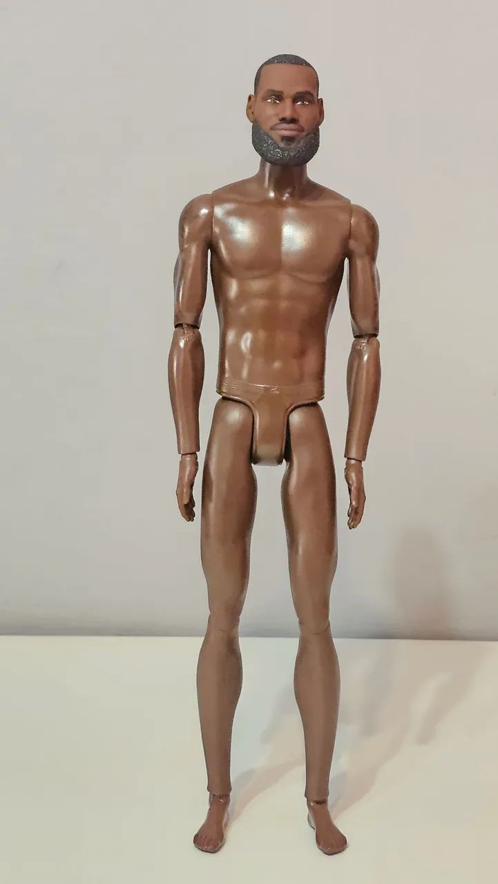 Ken LeBron James Kenbassadors  - Foto 3