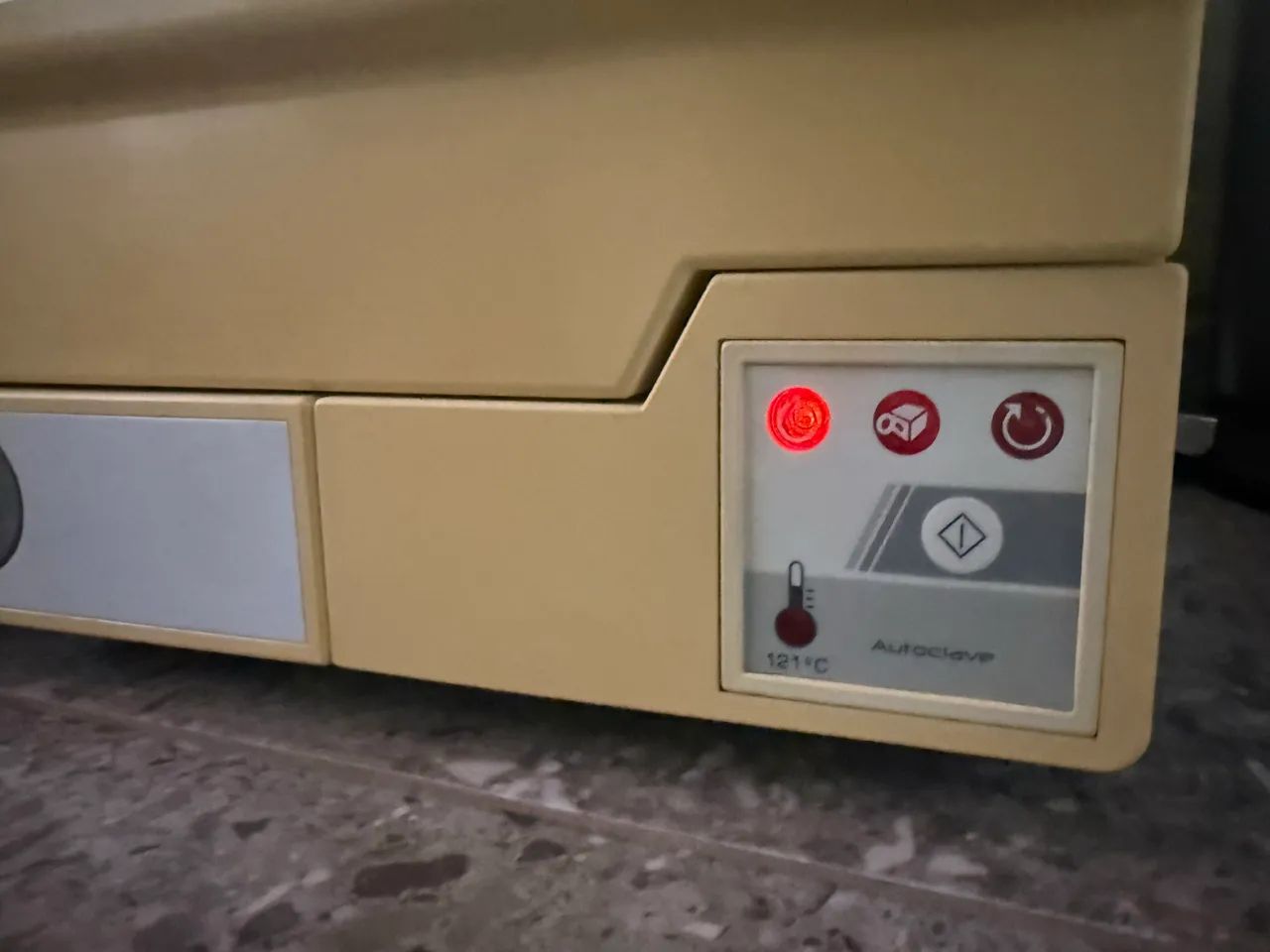 Autoclave 