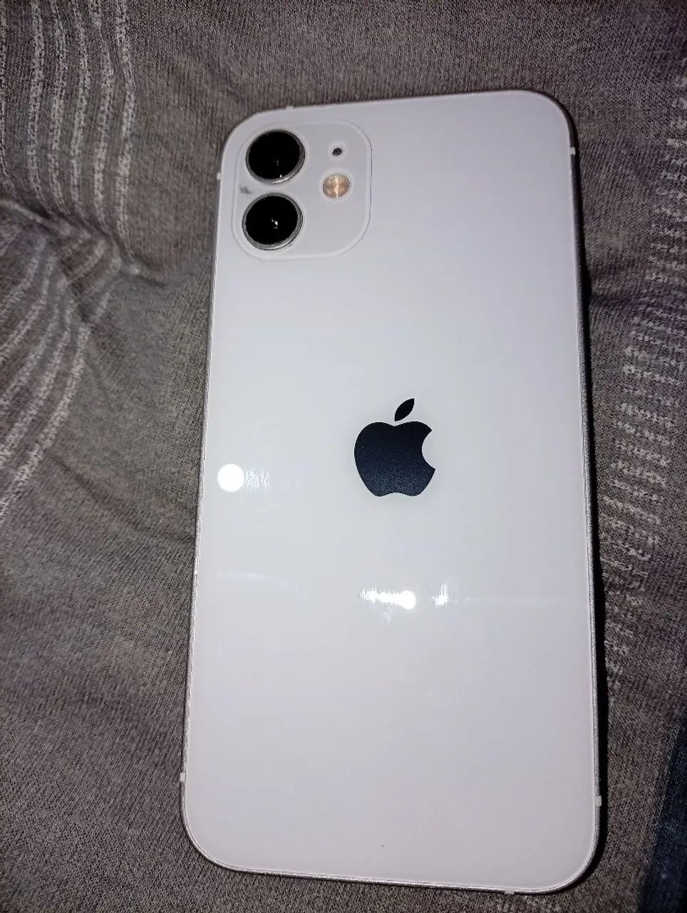 iPhone 12  - Foto 2