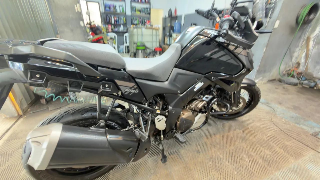 Dl v-strom 1050 2023  - Foto 3