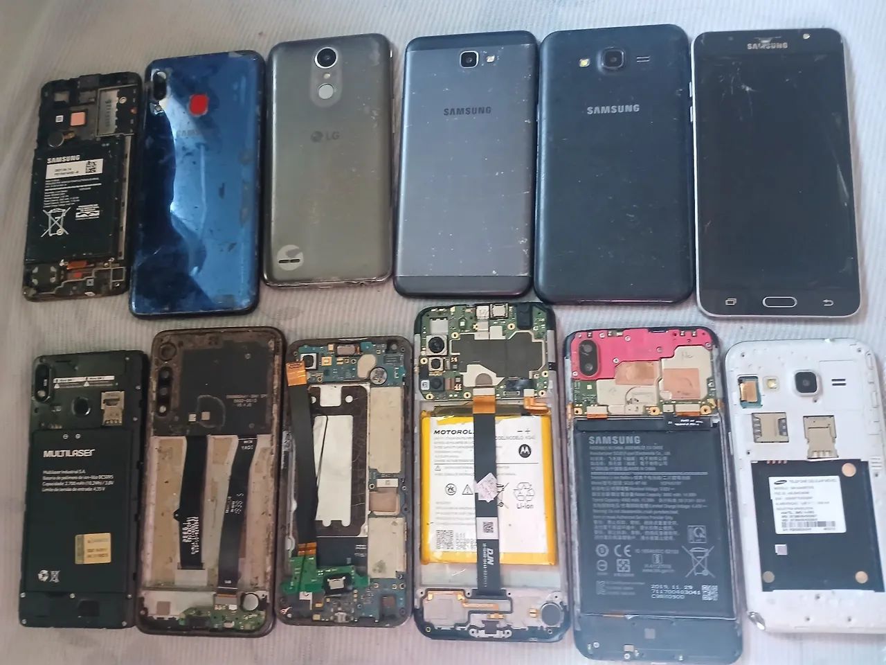 Lotes celular Samsung Motorola mutilazer 